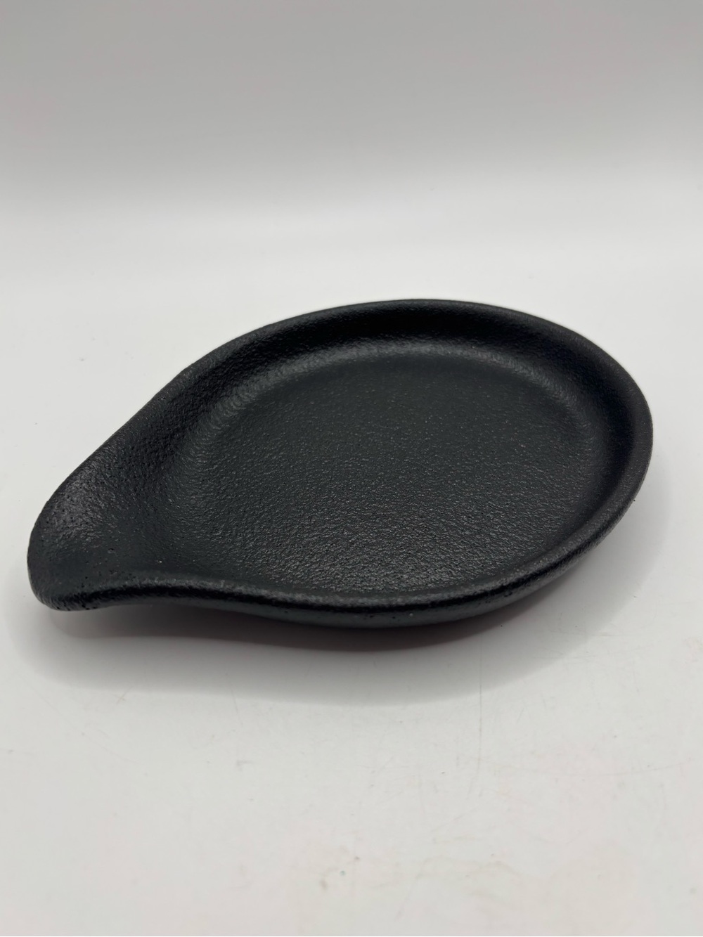 Crate & Barrel Black Porcelain Spoon Rest Looks Like Cast Iron